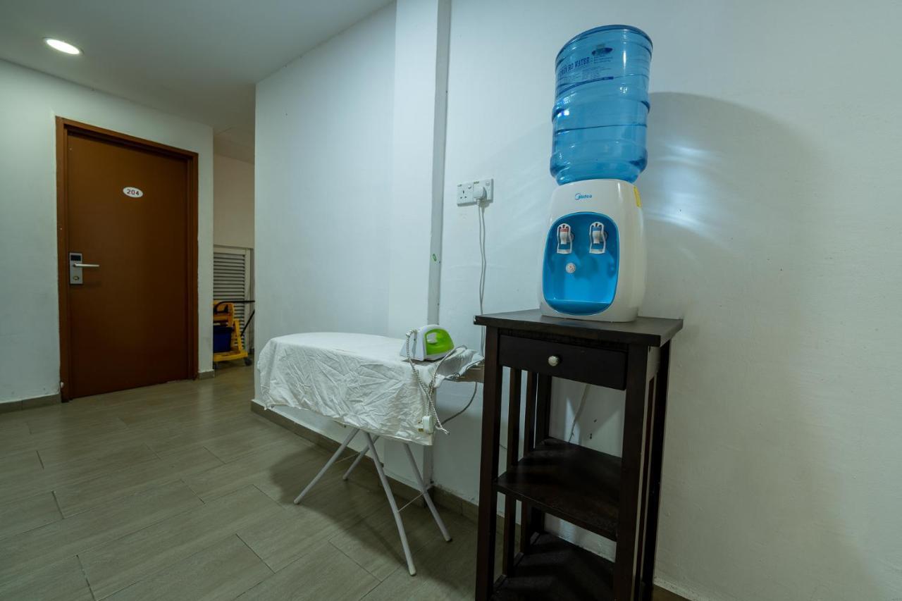 Mary J Hotel Family 10 Pax Room Κότα Μπάρου Εξωτερικό φωτογραφία