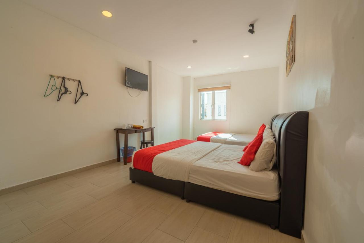 Mary J Hotel Family 10 Pax Room Κότα Μπάρου Εξωτερικό φωτογραφία
